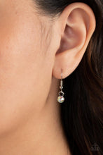 Load image into Gallery viewer, Swinging Shimmer - Green