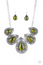 Load image into Gallery viewer, Opal Auras - Green
